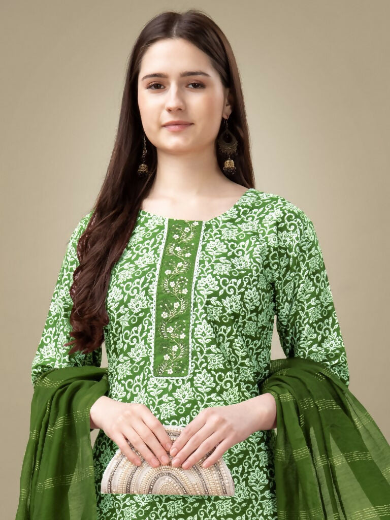 Jyoti Fashion Women's Green Rayon Embroidery & Sequence work Kurta with Trouser & Dupatta