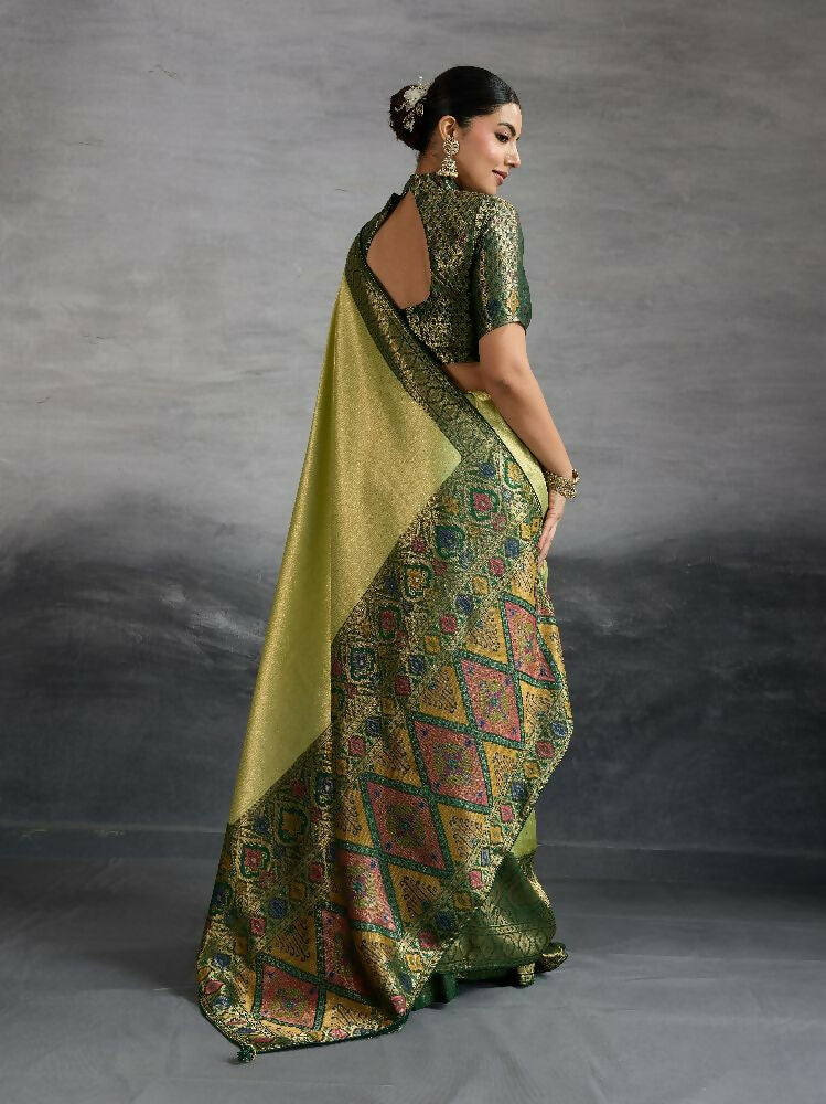 PR Fashion Green Kanjivaram Soft Silk Kadiyal Pattern Double Zari Woven Patta, Meenakari Woven Pallu Saree