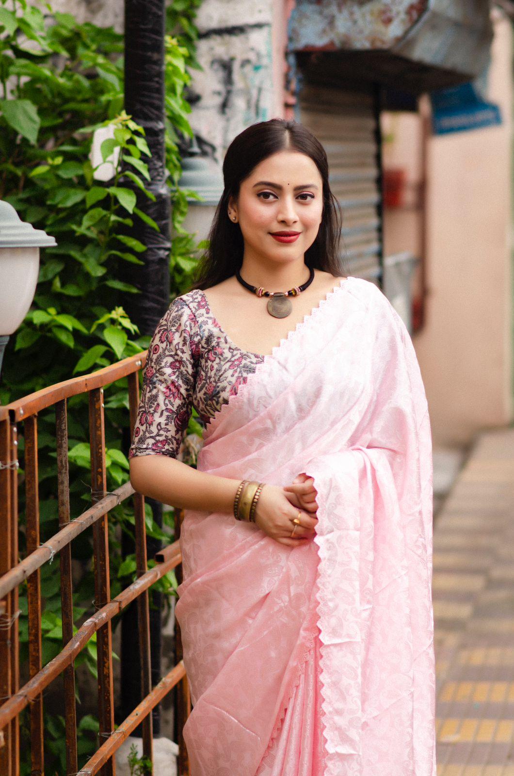 Pink Poly Silk Saree with Ethnic Mango Motifs and Cutwork Border