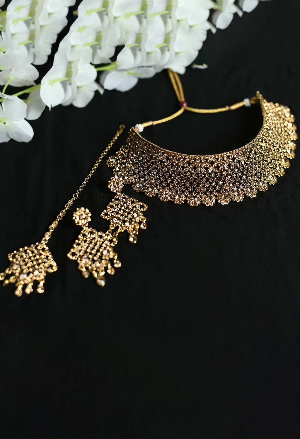 Traditional Rajwadi Golden Choker Necklace Set with White Detail