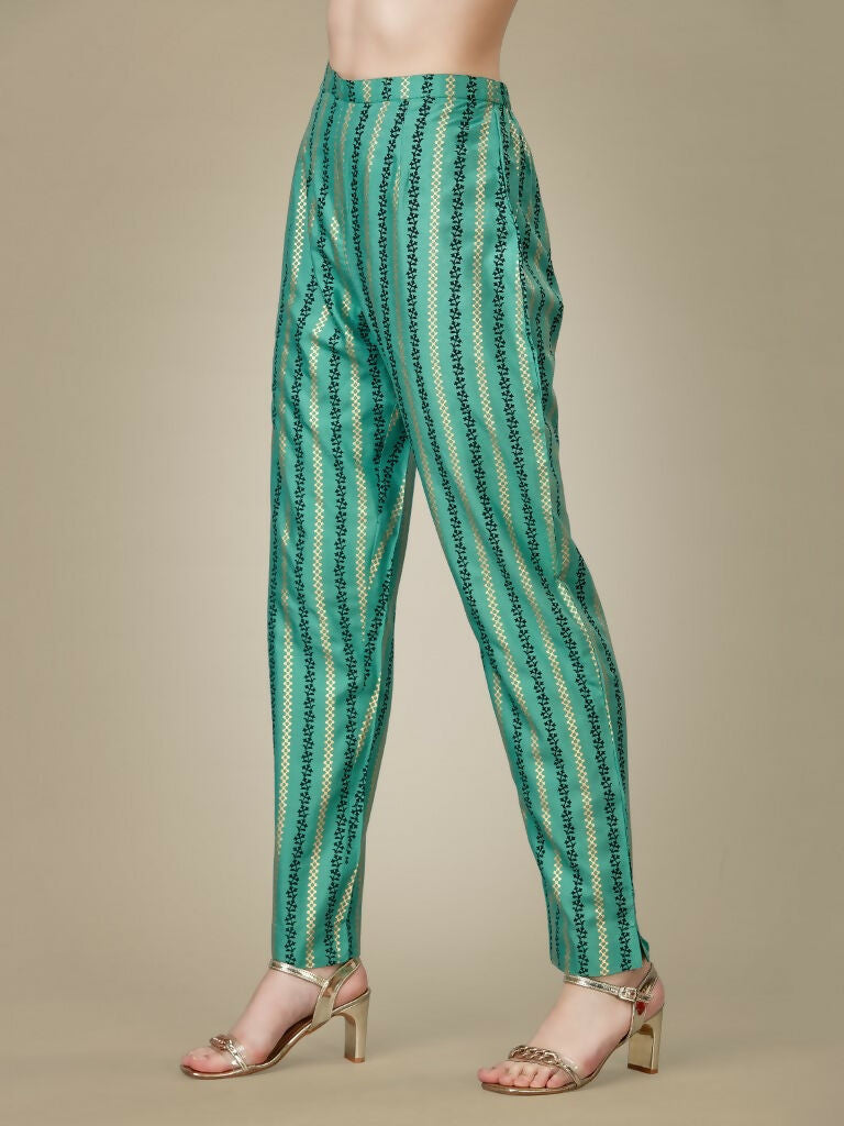 Women's Pista Green Rayon Straight Kurta and Pant Set