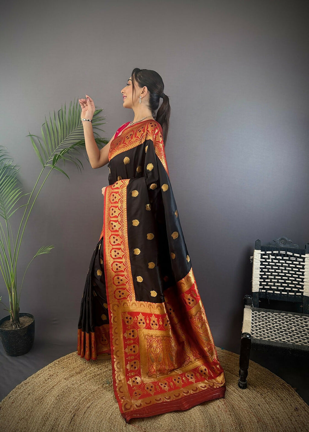 Red Butti Banarasi Silk Saree with Unstitched Blouse