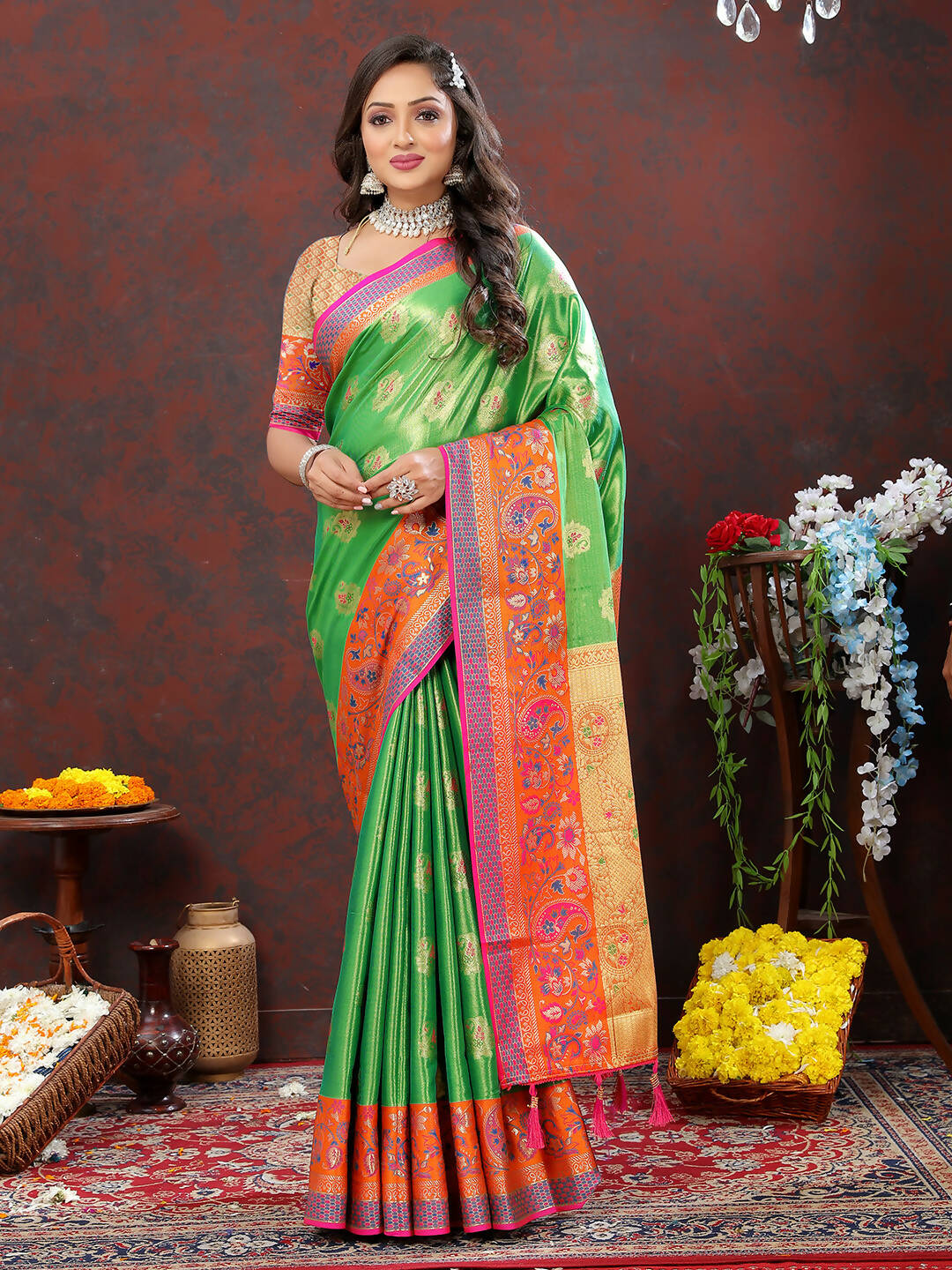Navy Blue Kanjivaram Silk Saree with Zari Weaving and Pallu Tassels