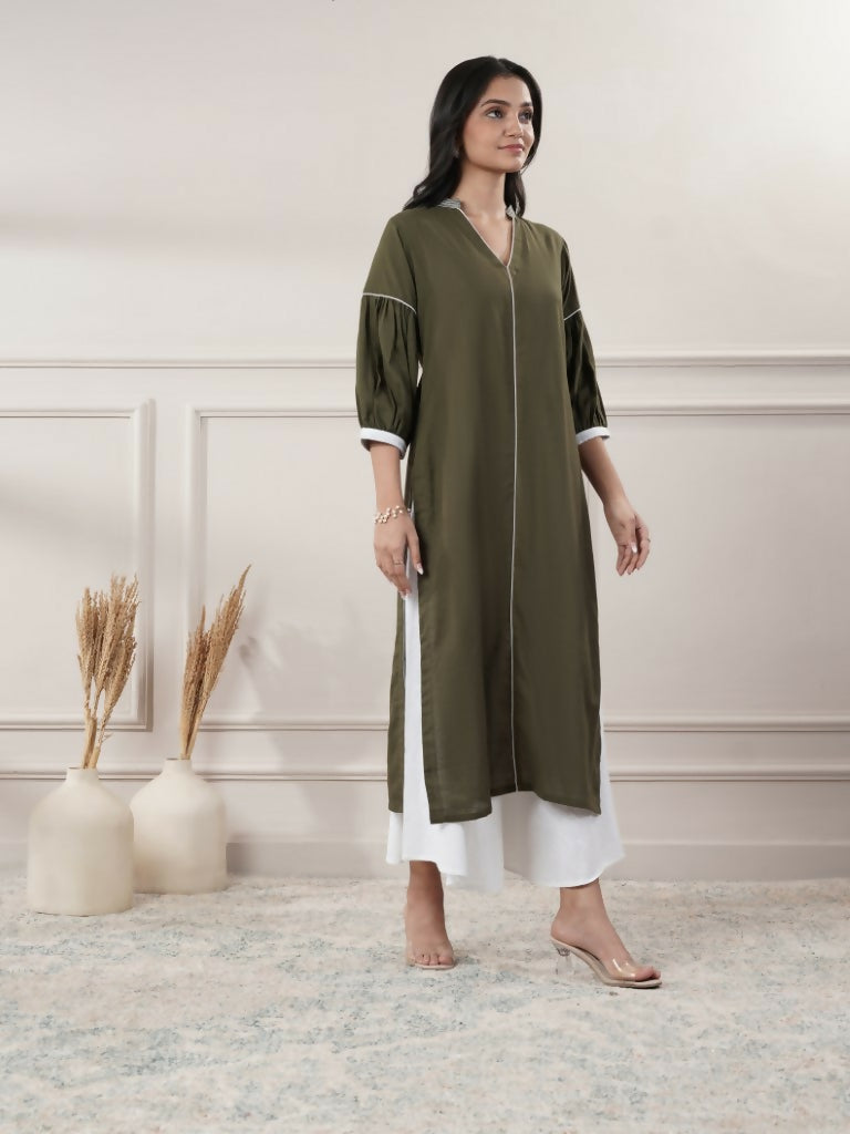 Elegant khaki V-neck calf-length dress for women