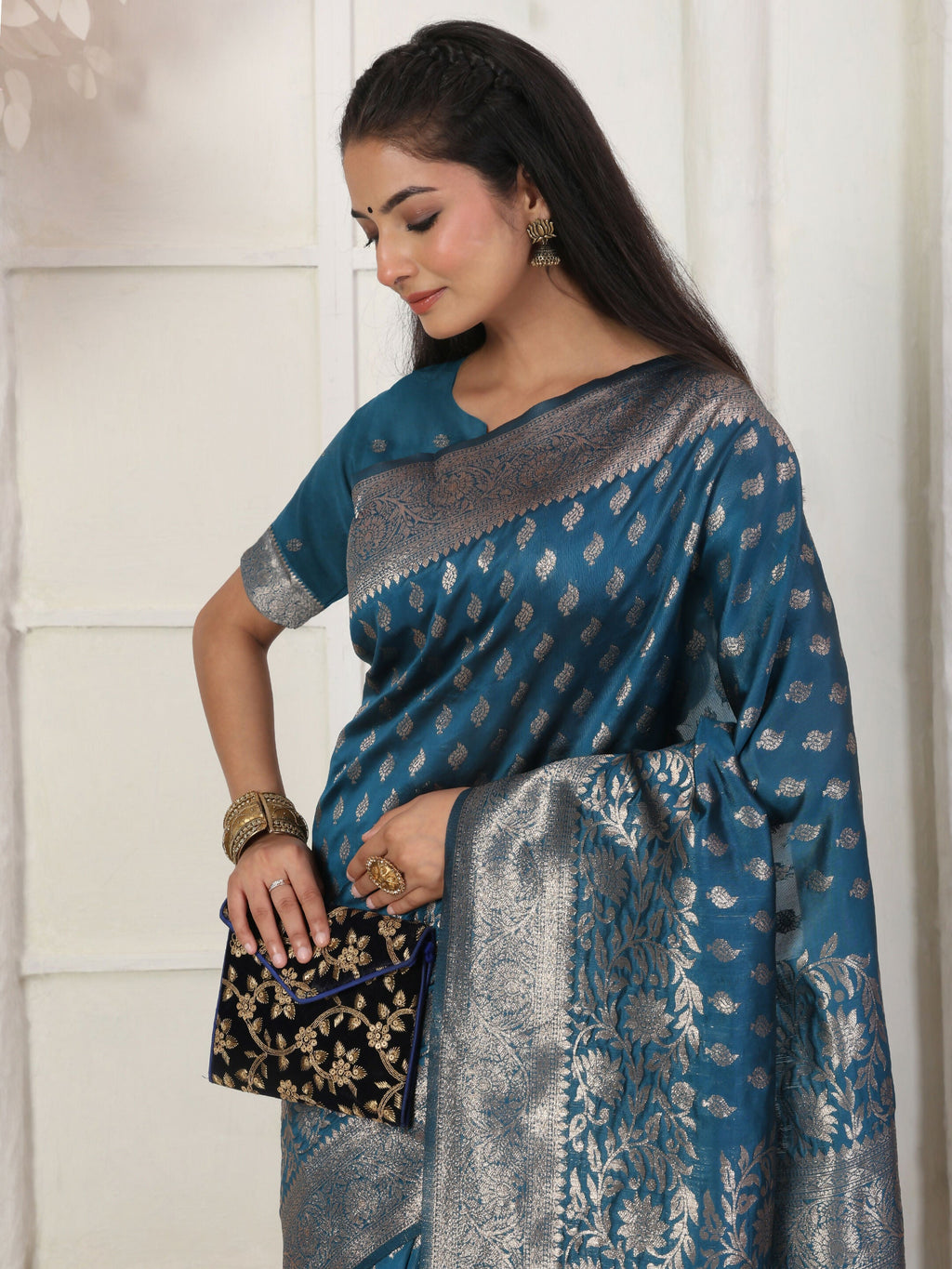 Light Pink Lichi Silk Saree with Matching Blouse Piece