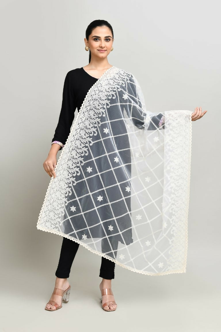 White Pakistani Karanchi dupatta featuring detailed embroidery work on soft cotton fabric