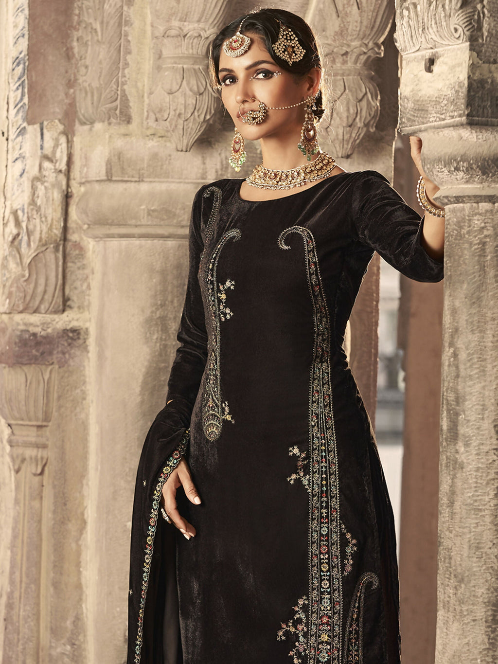 Women's Brown Velvet Floral Embroidered Kurta Set with Dupatta