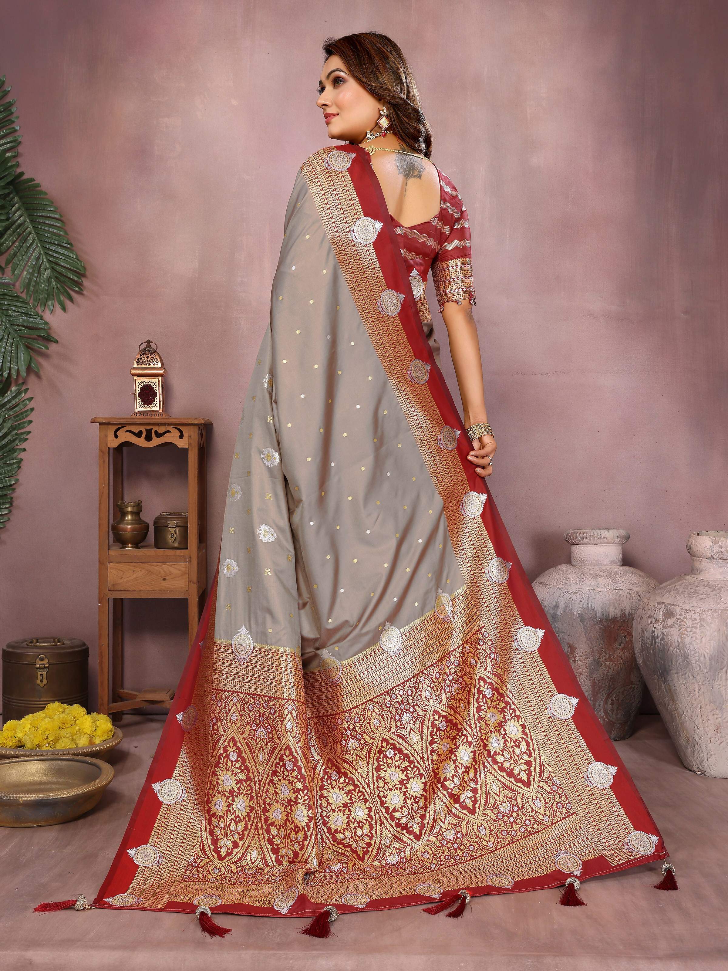 Grey Silk Woven Saree for Elegant Ethnic Styling