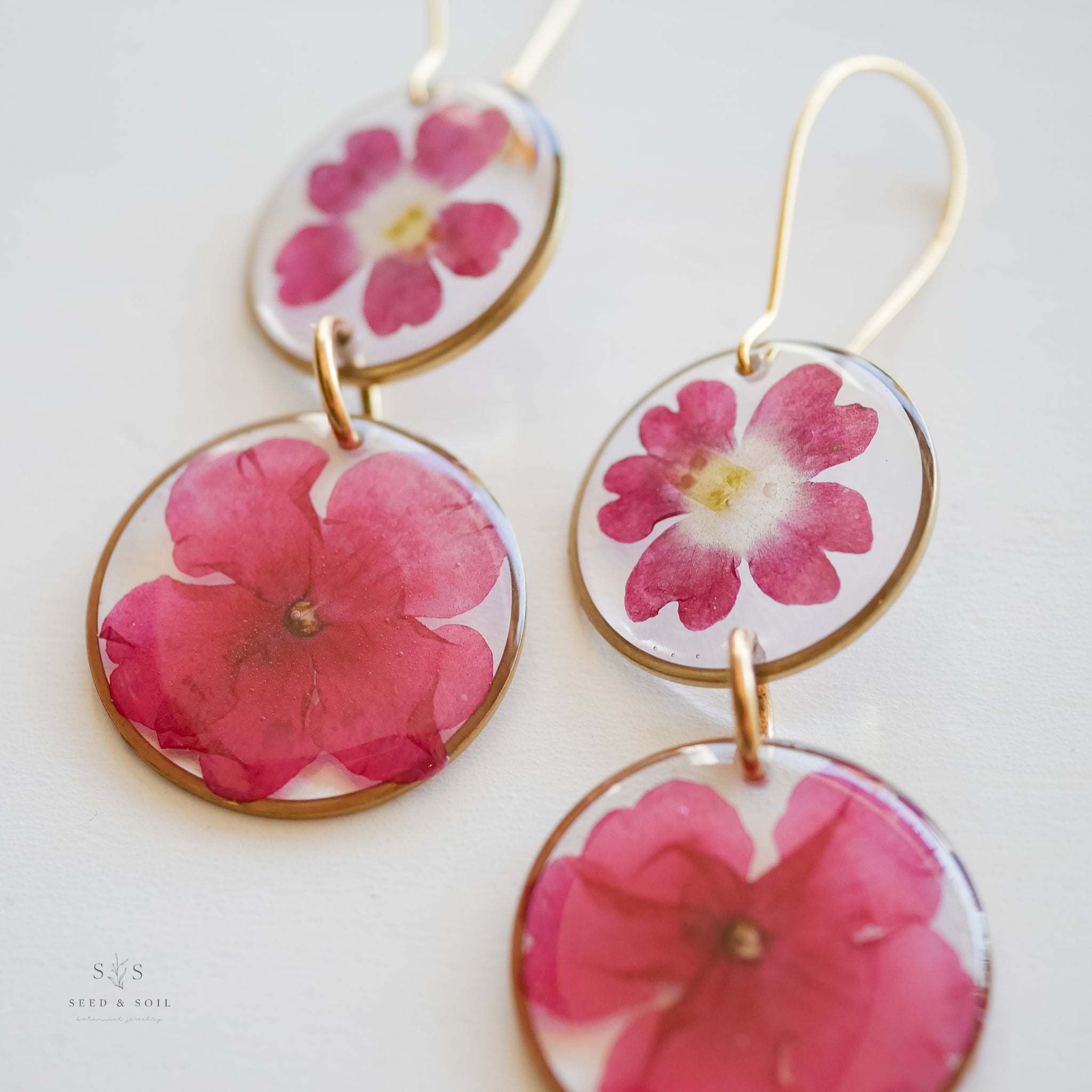 Boho Babe Lucite Flower Earrings
