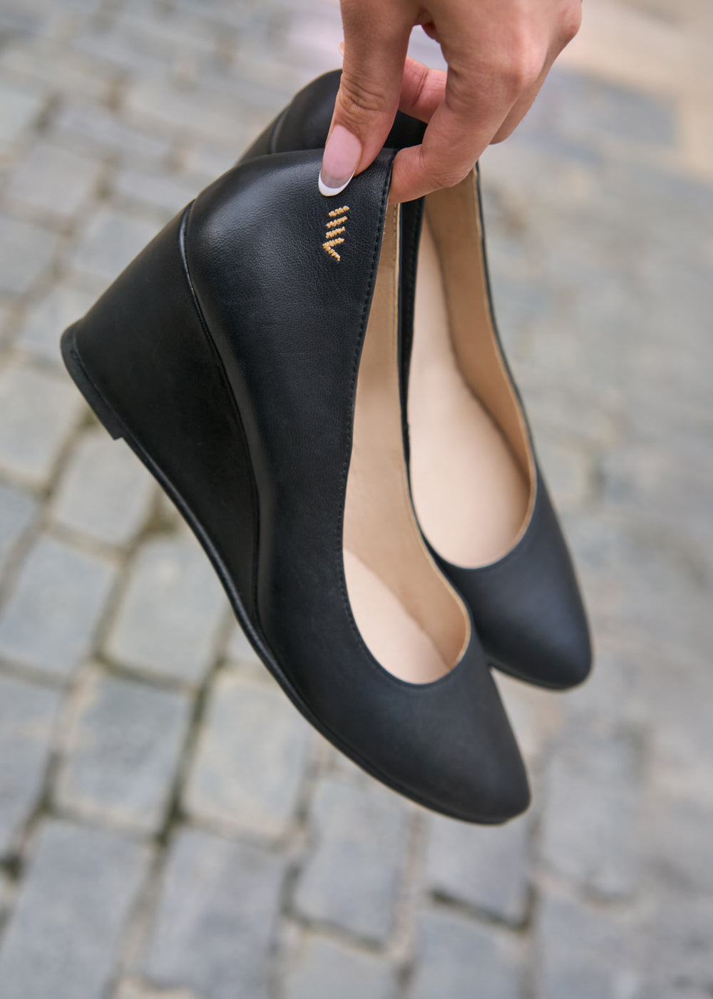 Verona Leather Wedges