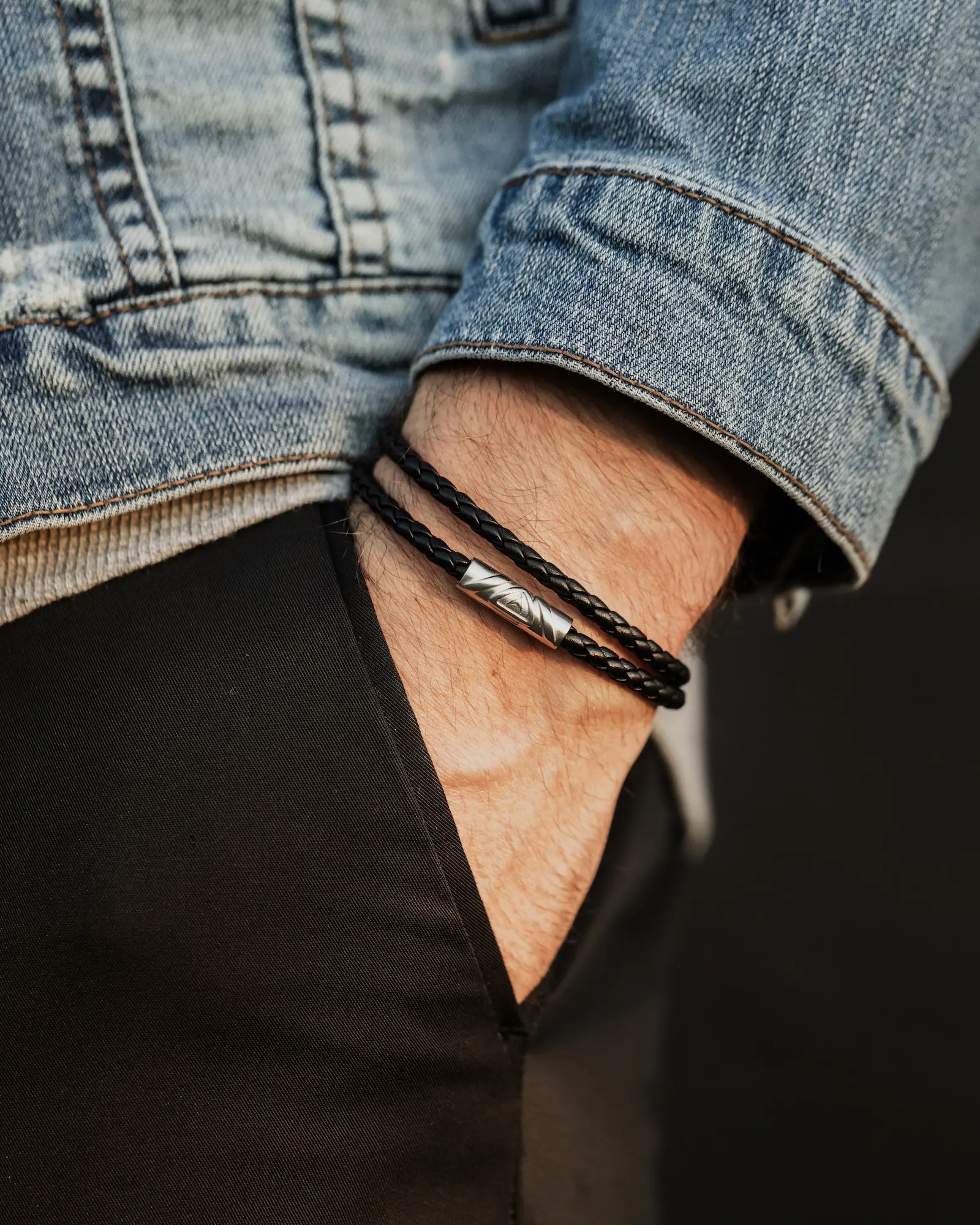 The Delta Double Leather Bracelet - Black and Silver Magnetic Clasp