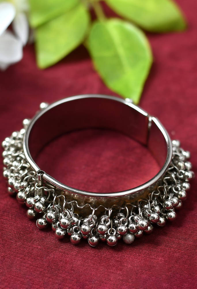 Oxidised Silver-Plated Ghungroo Bracelet for Ethnic Party Wear