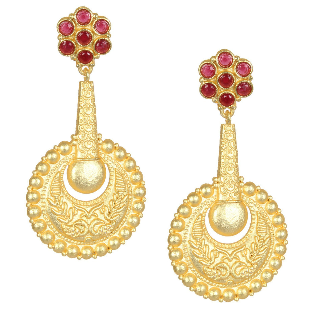 Elegant 5.5cm matte gold brass earrings featuring intricate handcrafted textures
