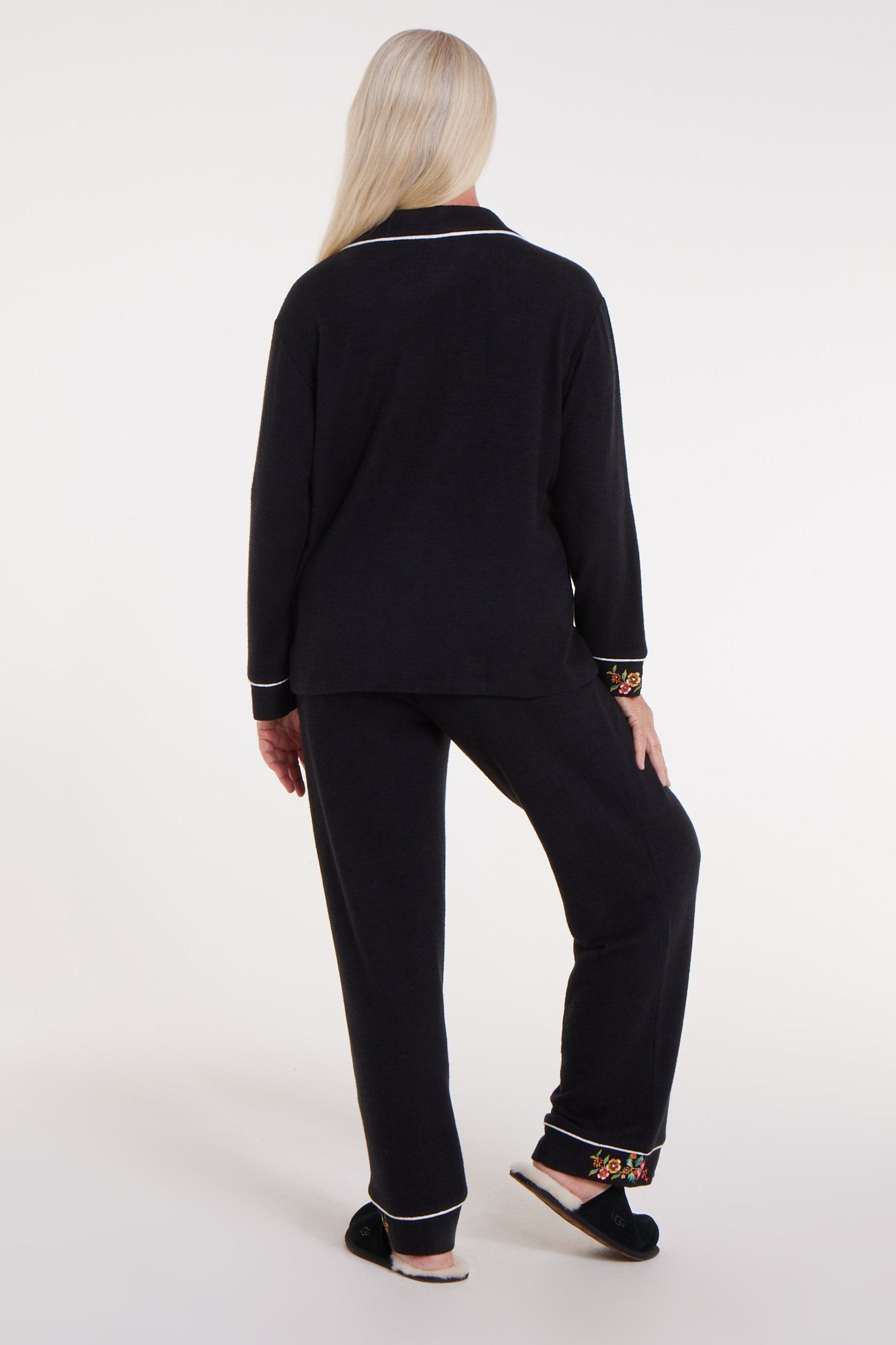 Women's Magnetic Long Sleeve Pajama Set in Black with Embroidery - Image 4