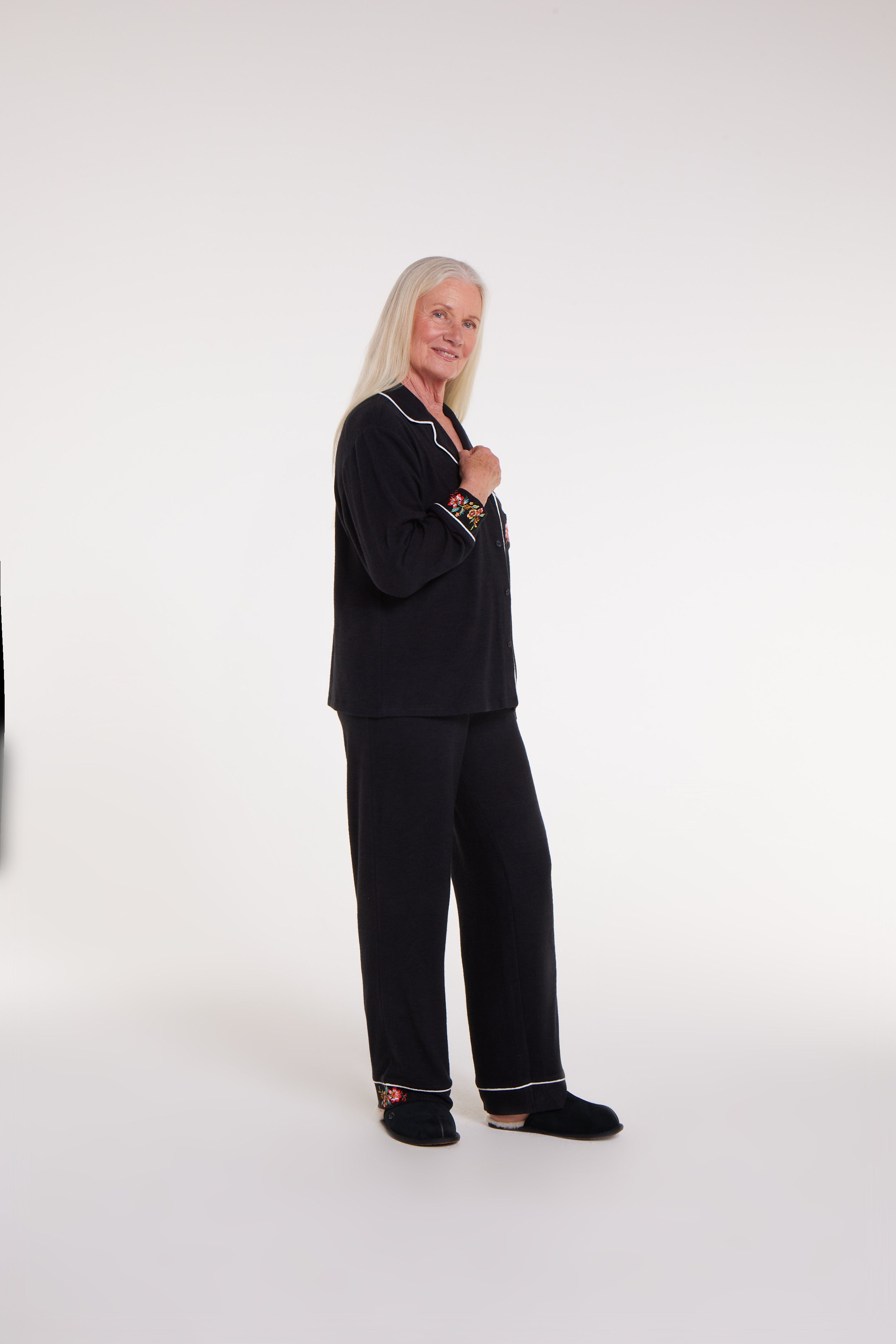 Women's Magnetic Long Sleeve Pajama Set in Black with Embroidery - Image 10