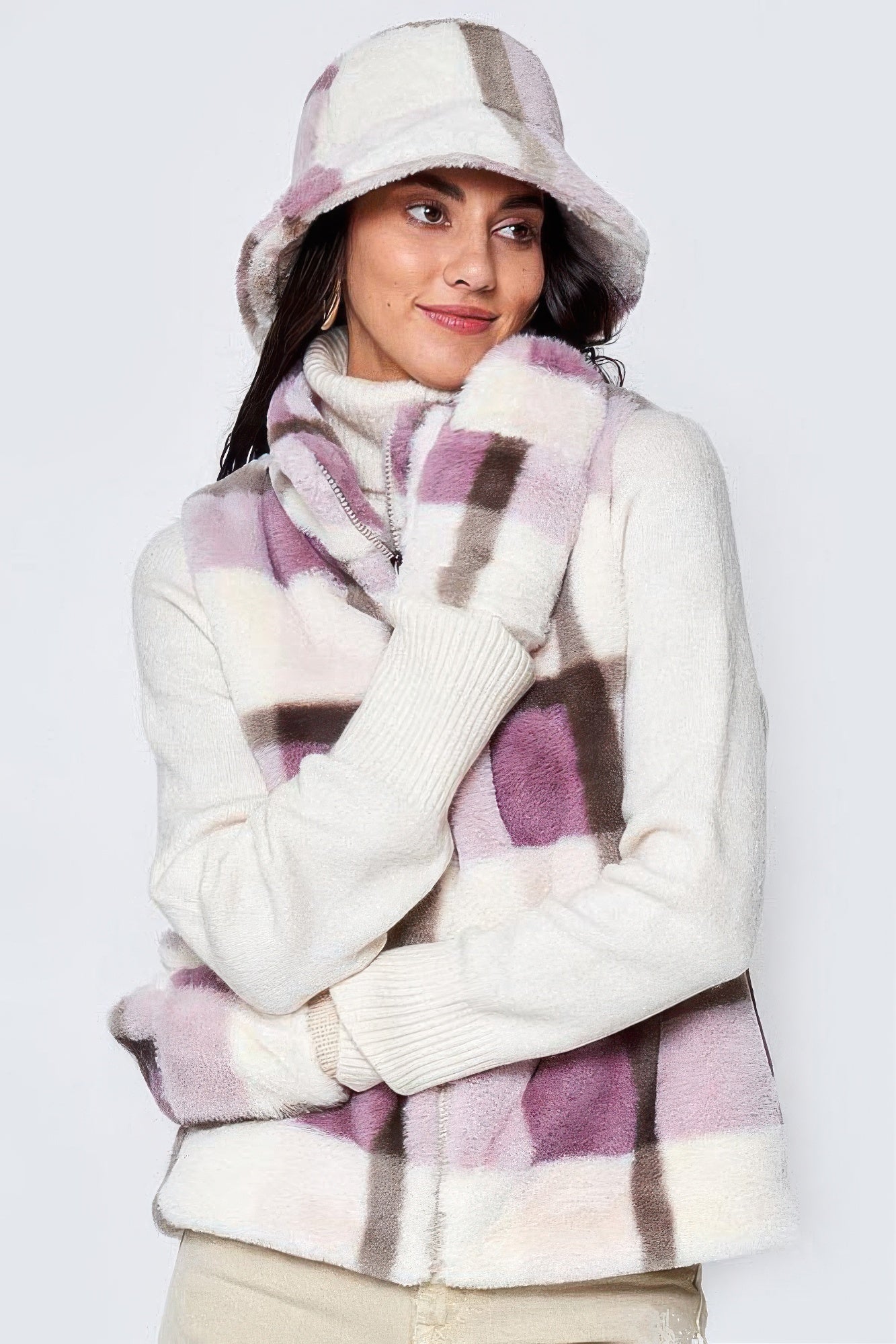 Women's Plaid Faux Fur Zip-Up Vest in Multi-Color - Image 4