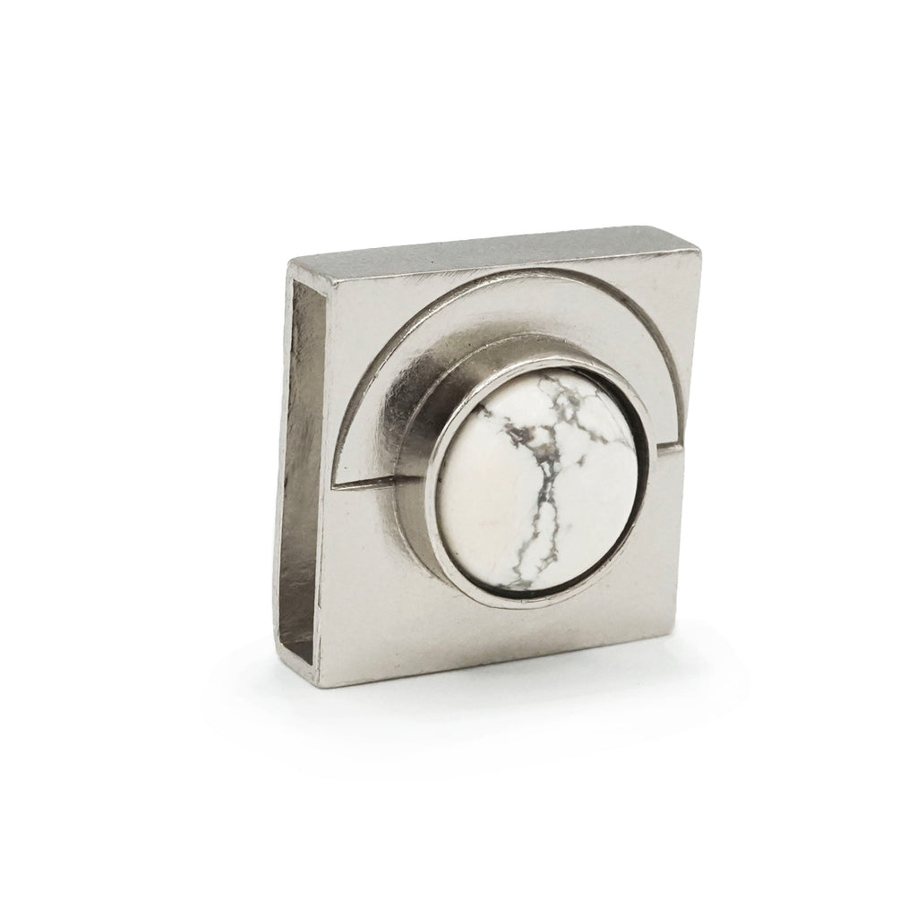 Howlite Moon Crystal Charm – Gold or Silver | DIPHDA