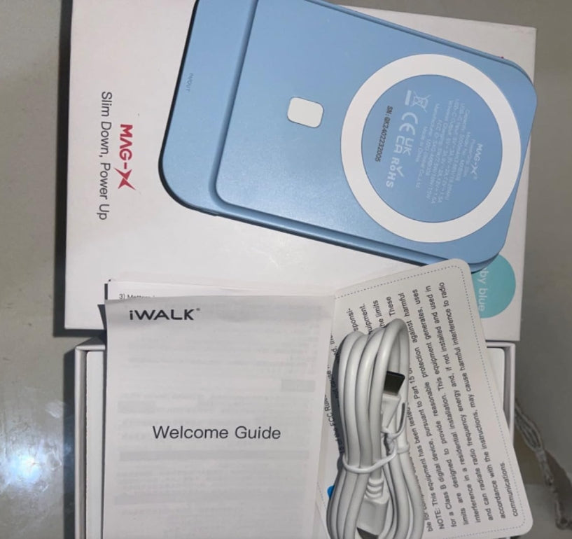 iWALK PowerGrip Slim | 18W Super Slim Magnetic Power Bank