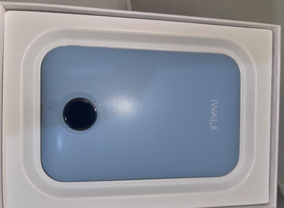 iWALK PowerGrip Slim | 18W Super Slim Magnetic Power Bank