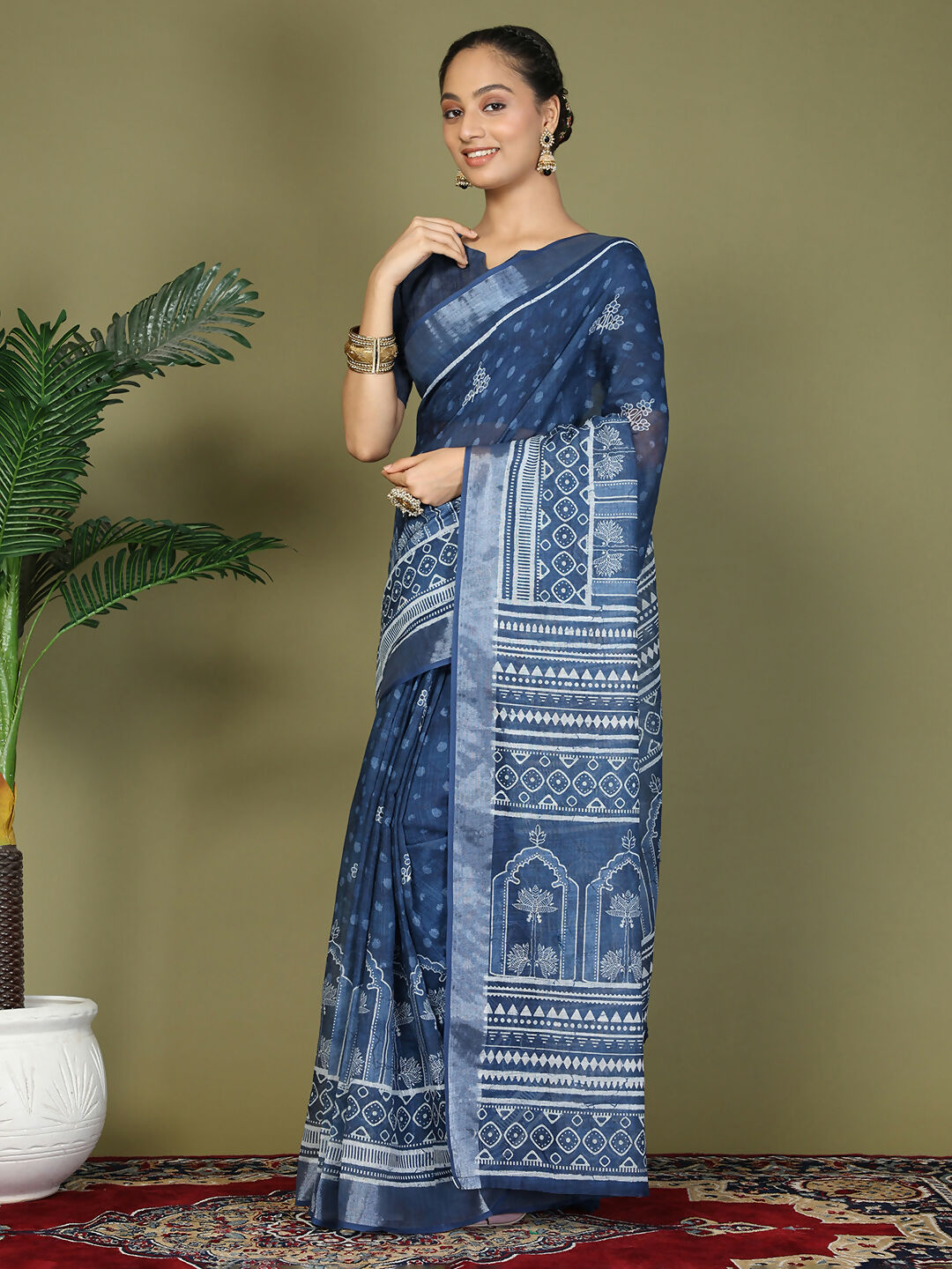 Blue Cotton Saree with Matching Blouse Piece
