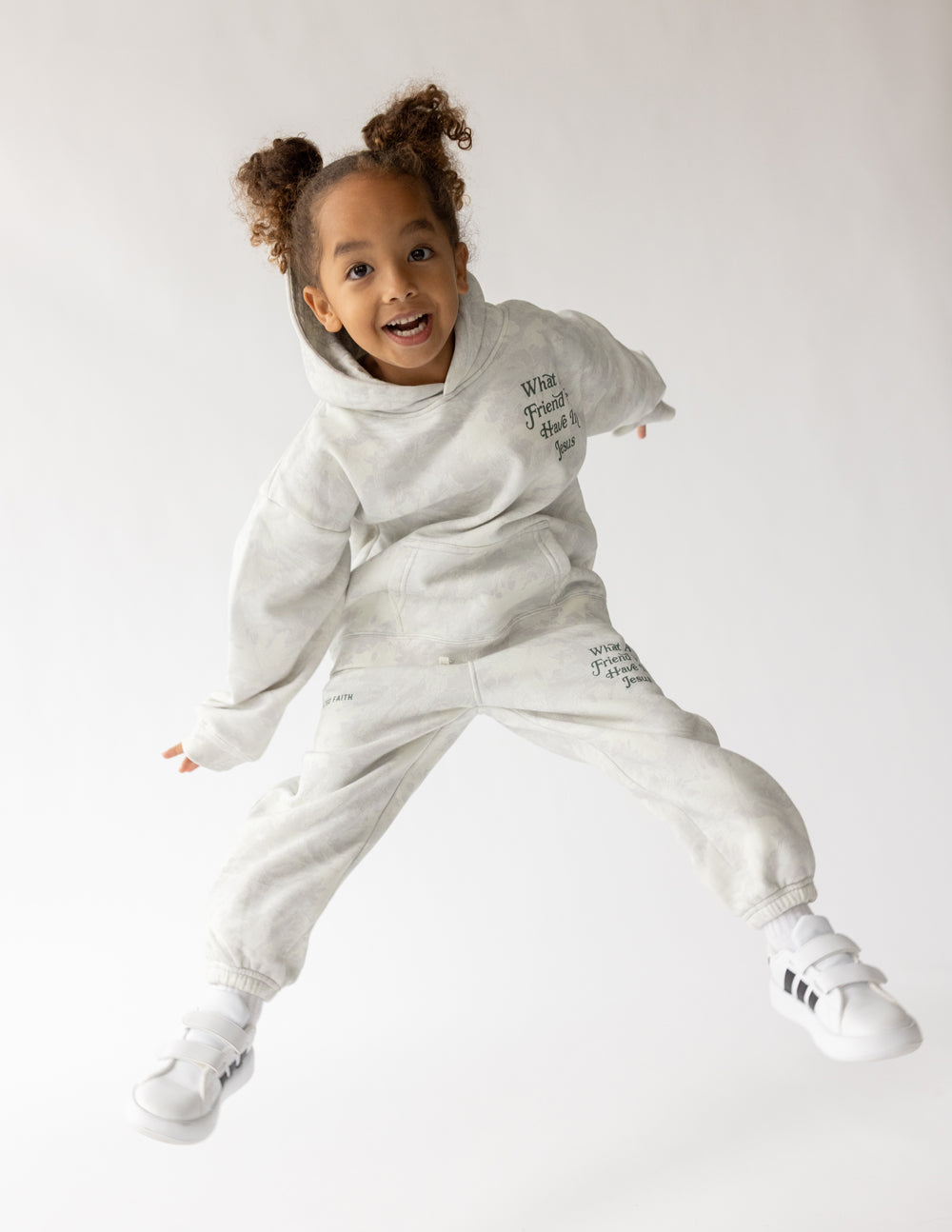 Kids Camo Print Pullover Hoodie in Grey and White