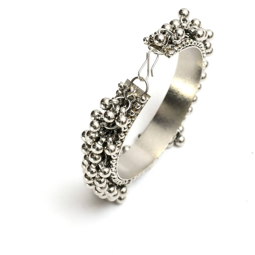 Handcrafted Oxidised Silver-Plated Ghungroo Bracelet