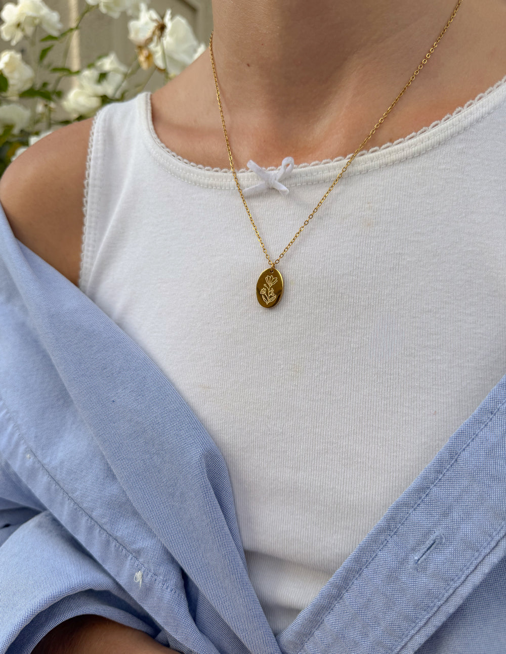 Wildflower Oval Link Necklace in Gold, Minimalist Bohemian Jewelry