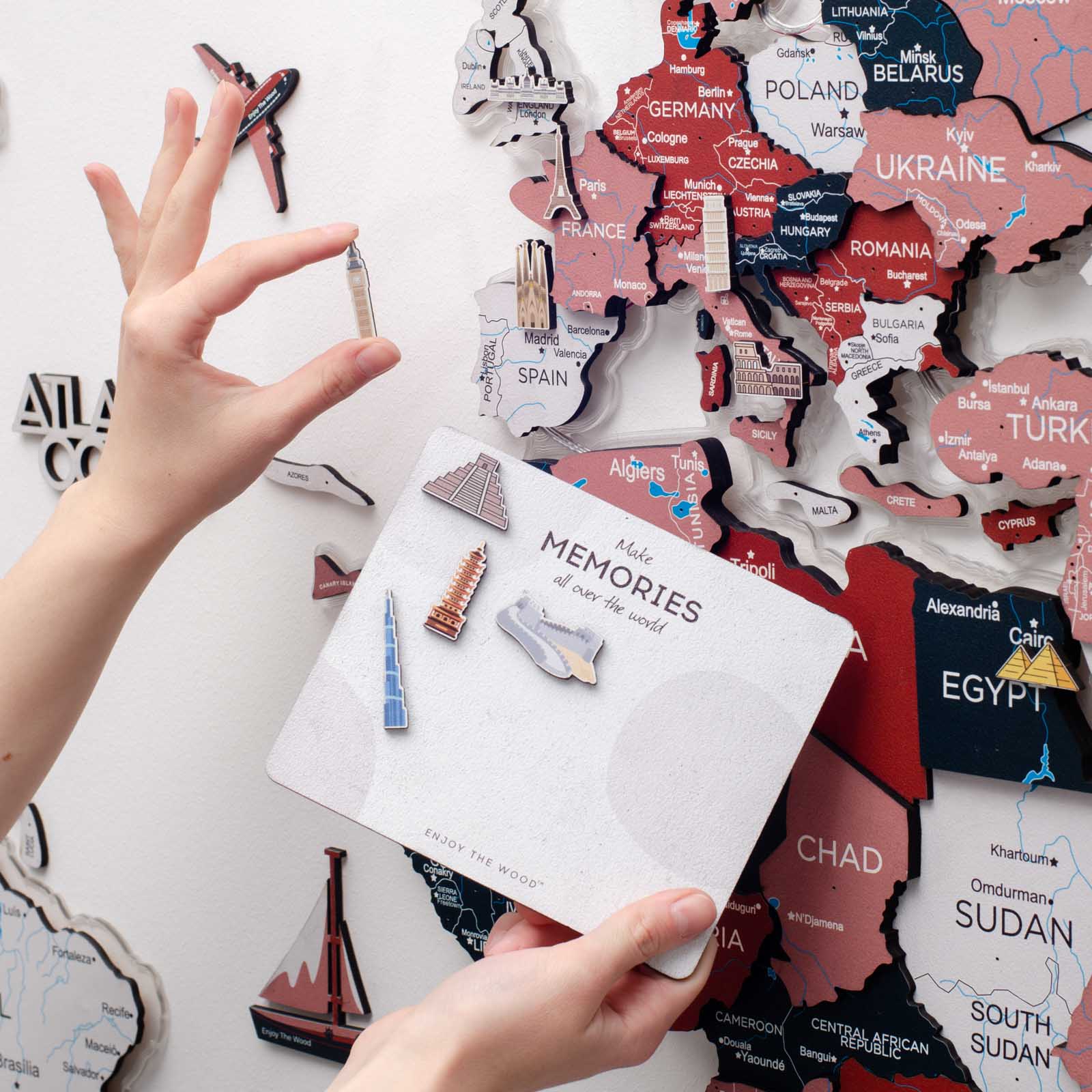 Travel-Inspired 4-Piece Wall Decor Set: Frames, Pins, and Flags