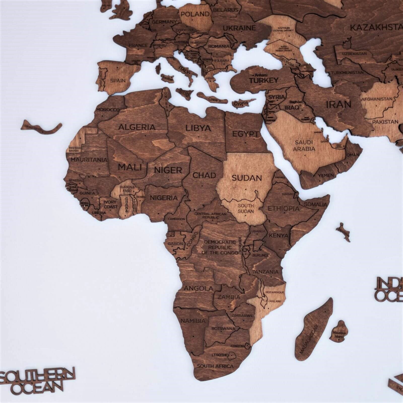 3D Wooden World Map in Oak for Modern Nature-Inspired Decor