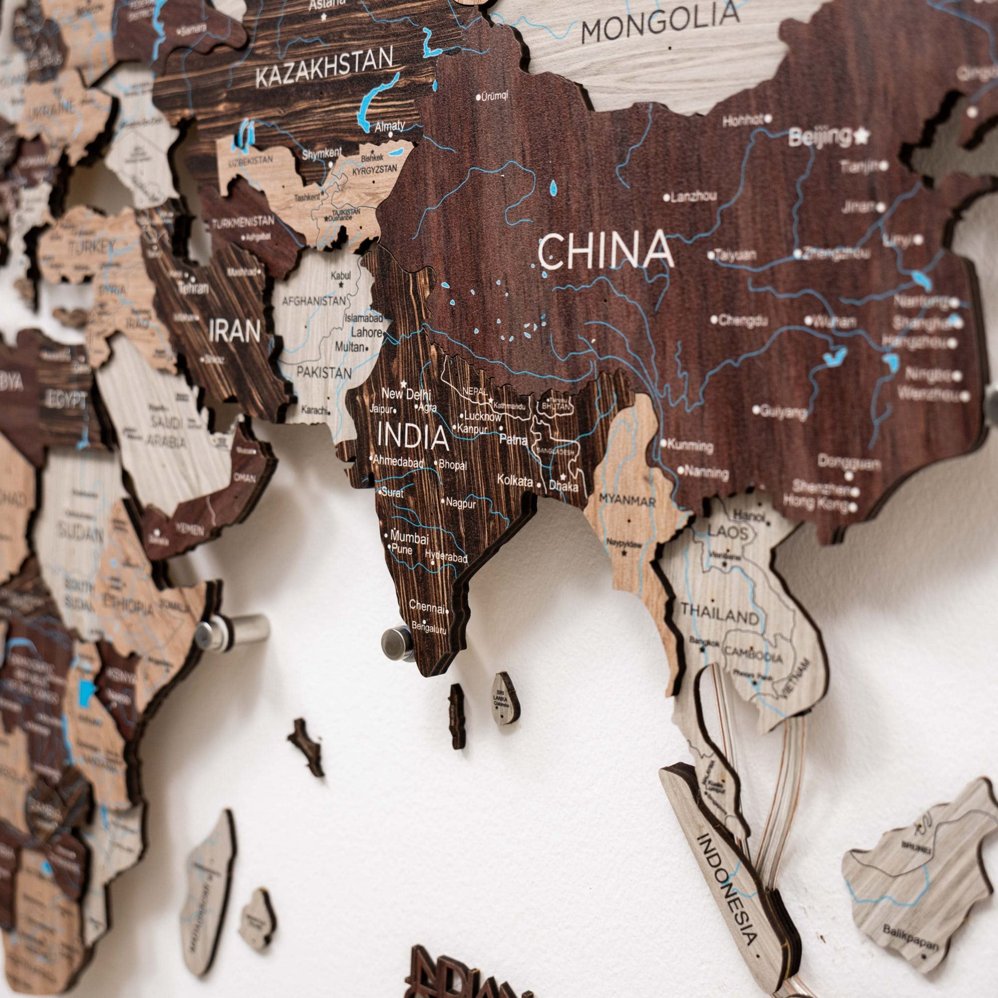 3D LED Luminous Wooden World Map 3.0 Cappuccino Wall Decor