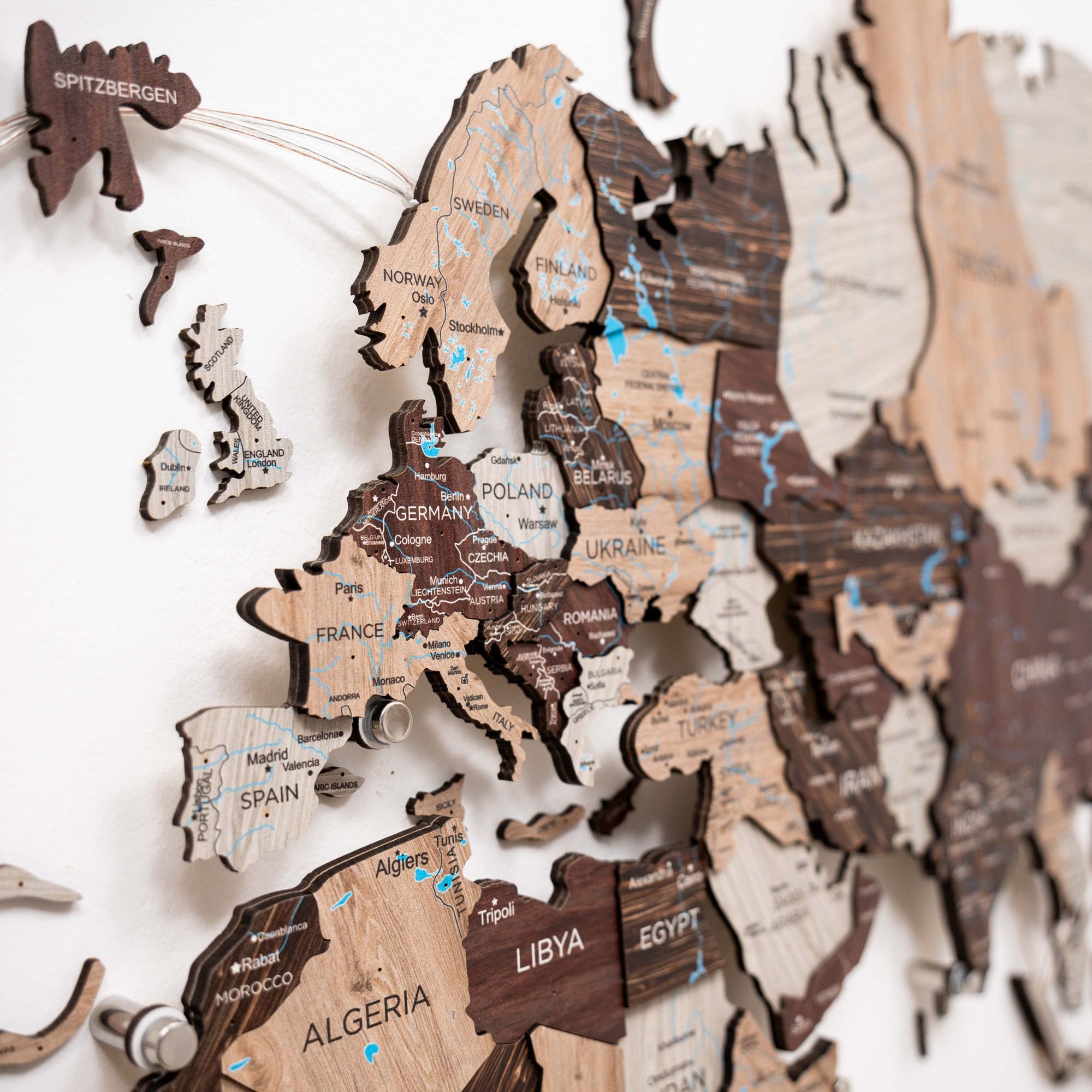 3D LED Luminous Wooden World Map 3.0 Cappuccino Wall Decor
