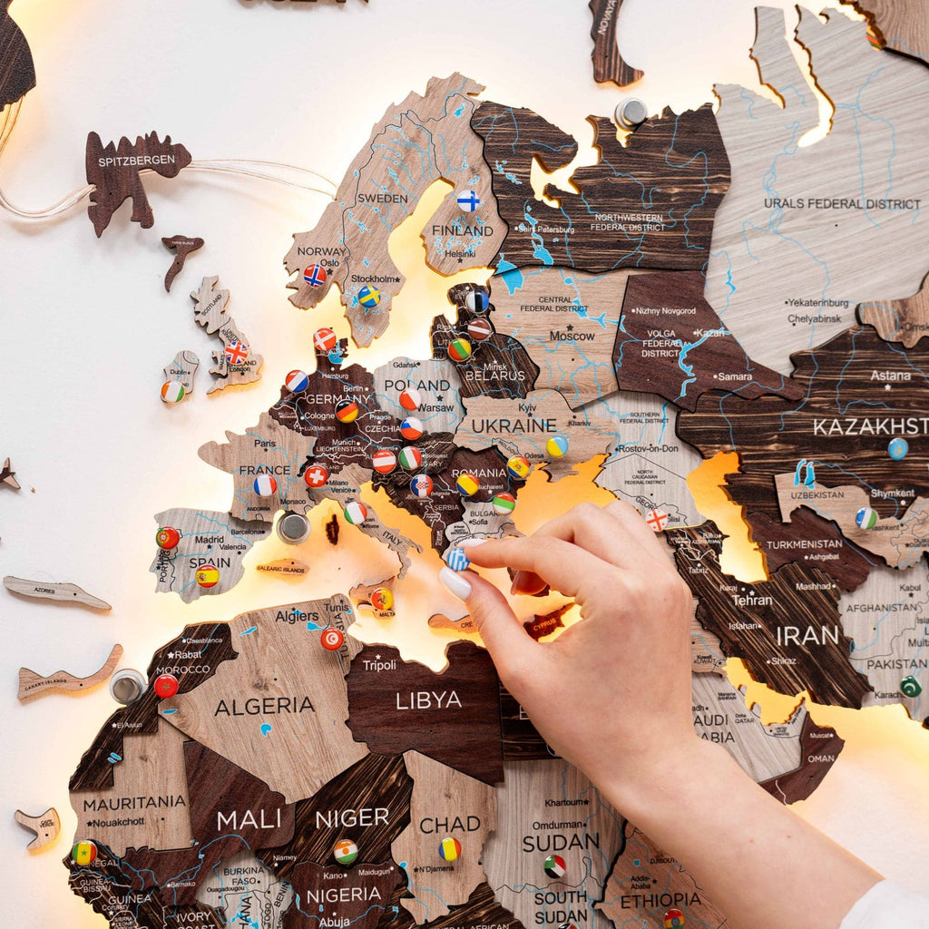 3D LED Luminous Wooden World Map 3.0 Cappuccino Wall Decor
