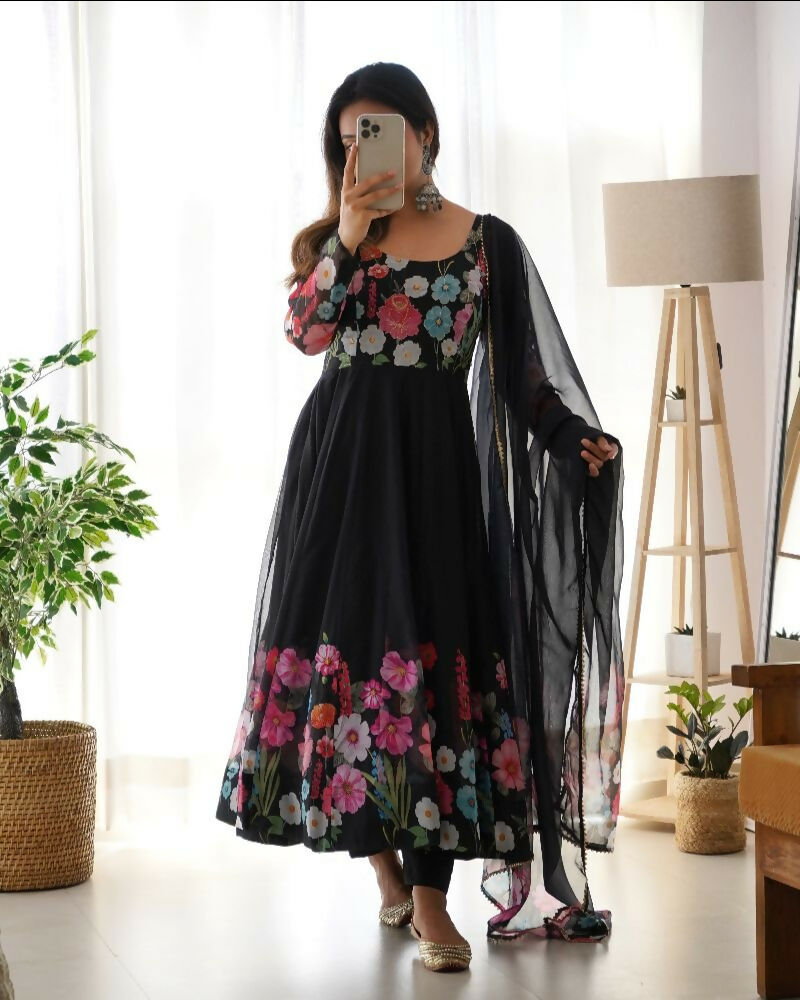 Black Kurta Set in Organza with Sequin Embroidery and Cotton Bottom