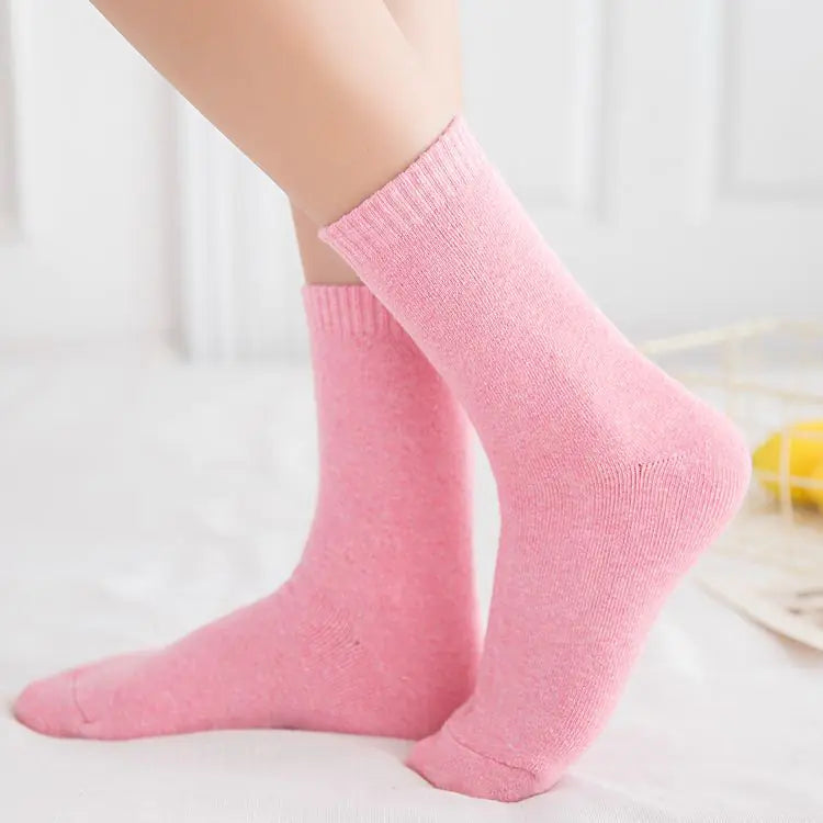 Women's Thick Cotton Thermal Crew Socks for Fall and Winter - Image 7