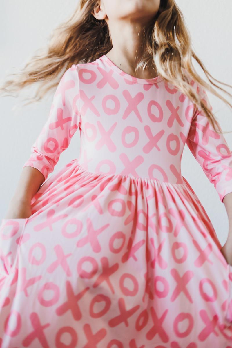 Pink XOXO Print 3/4 Sleeve Twirl Dress with Pockets - Image 2