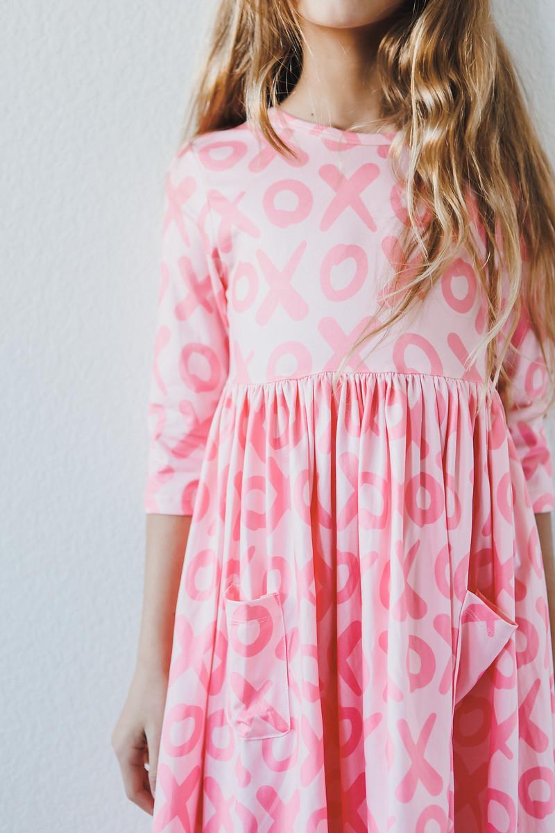 Pink XOXO Print 3/4 Sleeve Twirl Dress with Pockets - Image 4