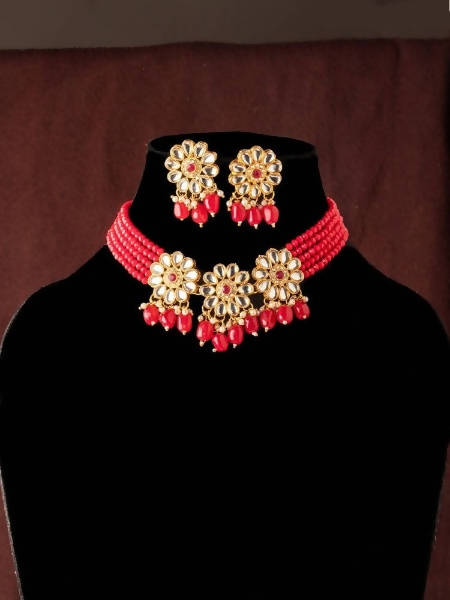 Elegant red beaded and pearl necklace set with gold-polished finish