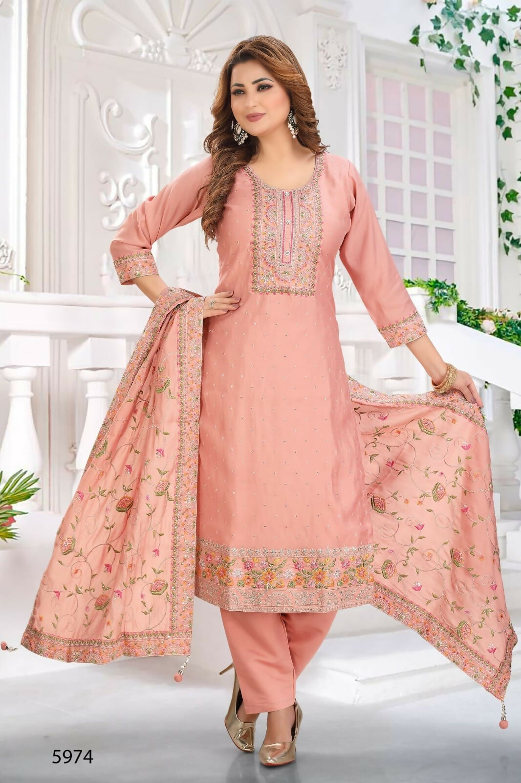 Peach Silk Kurta Set for Women – Traditional Ethnic Wear