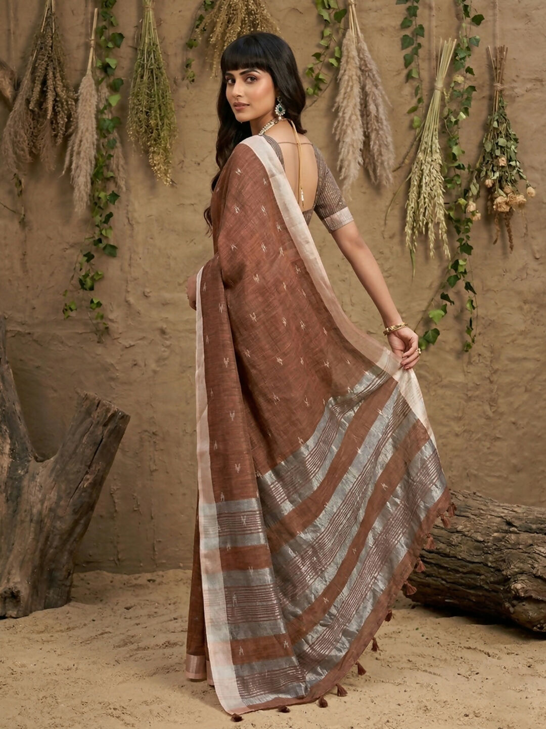 Timeless Brown Linen Cotton Saree with Matching Blouse Piece