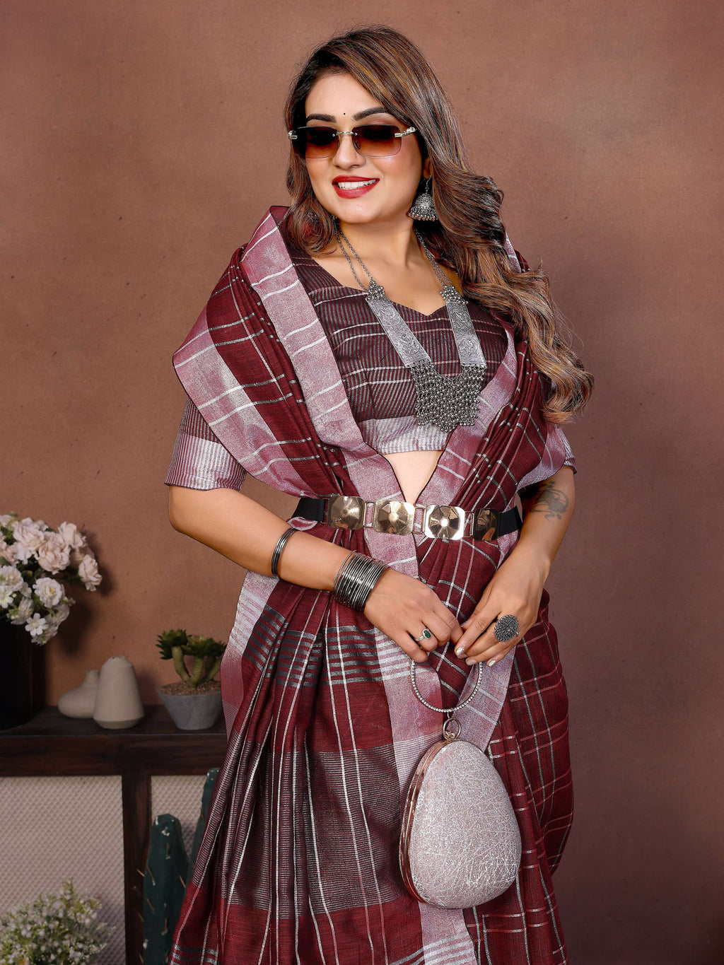 Red Linen Weaving Saree with Traditional Ethnic Drape