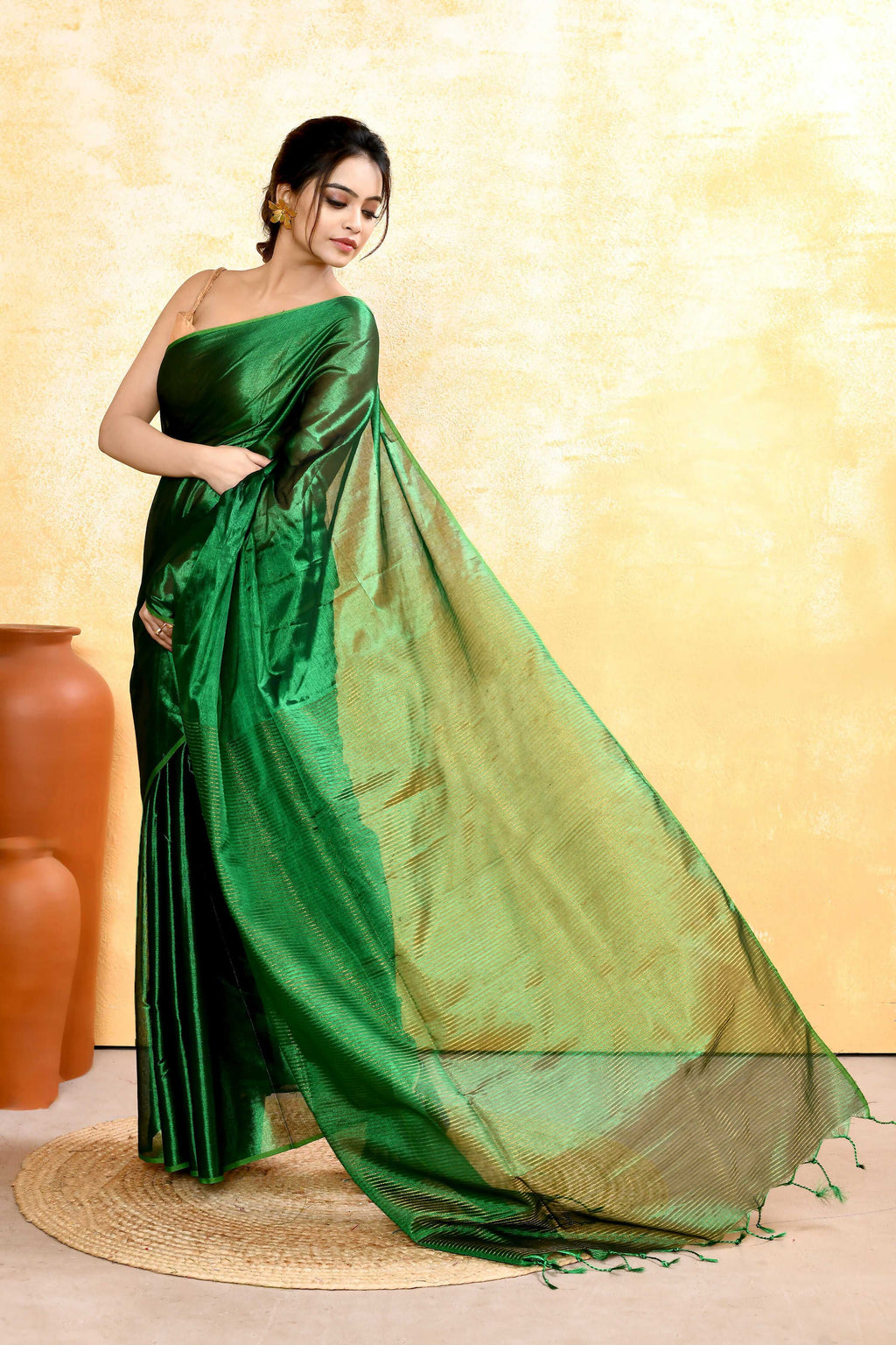 Women's Green Dual Tone Organic Tissue Saree with Blouse Piece