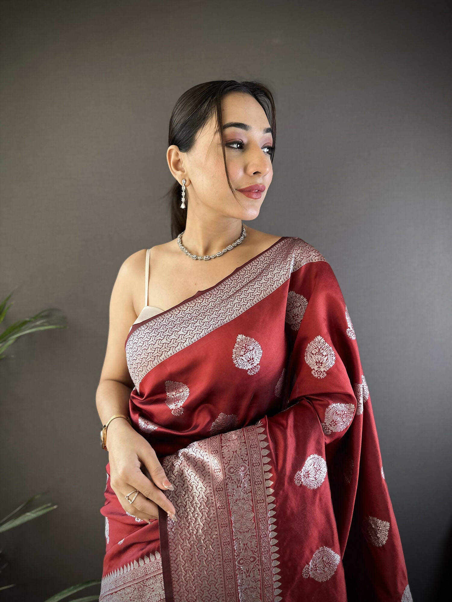 Maroon Floral Motifs Soft Silk Banarasi Saree with Matching Blouse