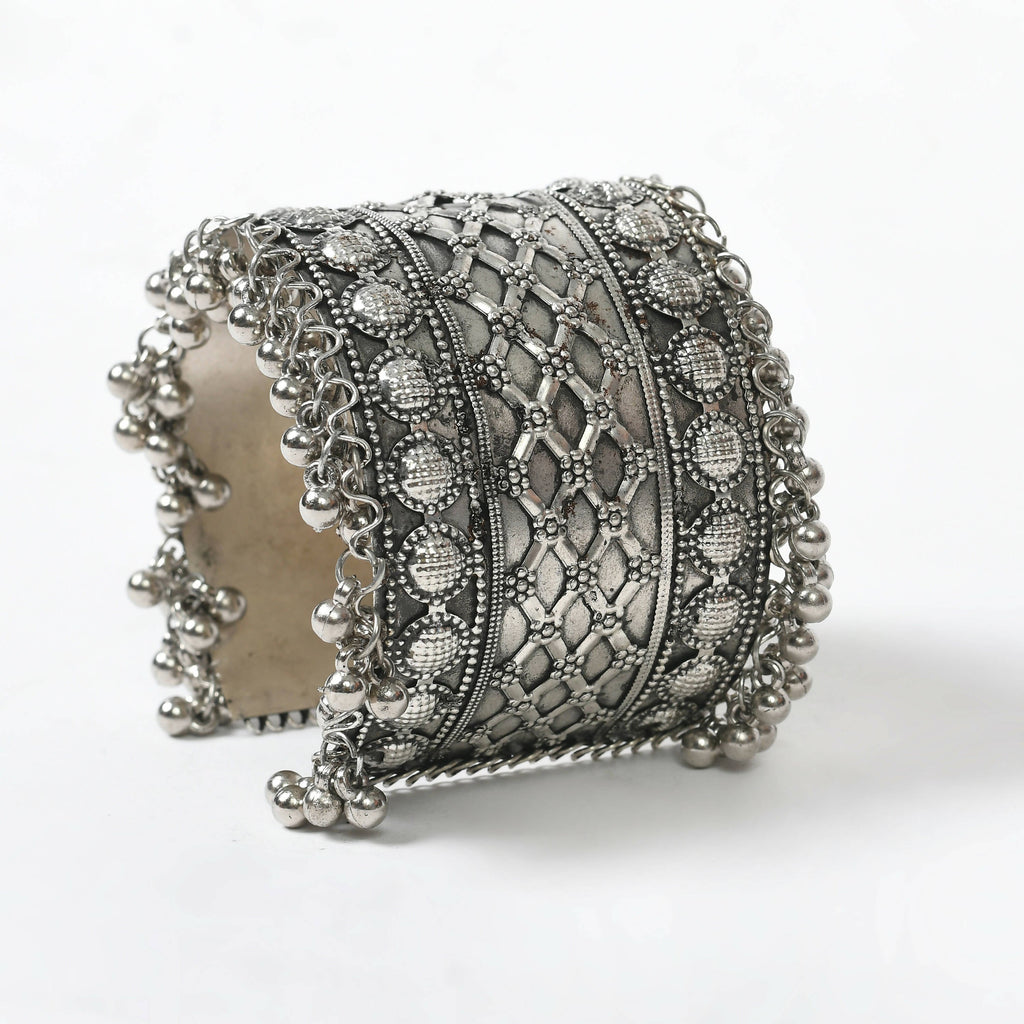 Joharkamal Oxidised Silver-Plated Ghungroo Handcraft Bracelet