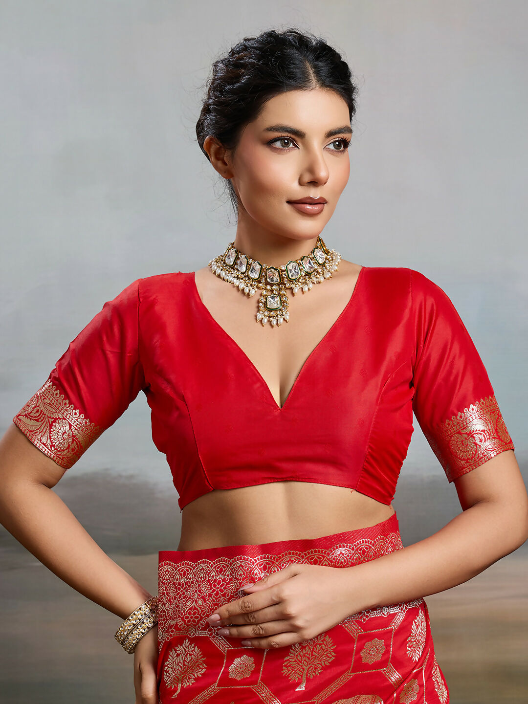 Red Silk Blend Saree with Matching Blouse Piece