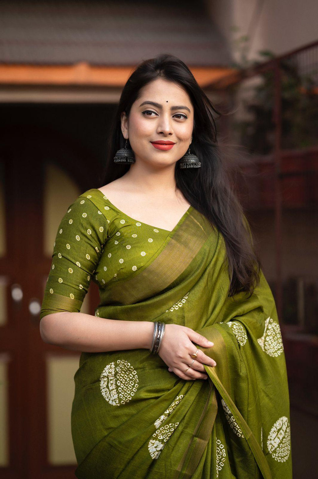 Mehndi Cotton Crepe Batik Print Saree with Zari Pattu Border