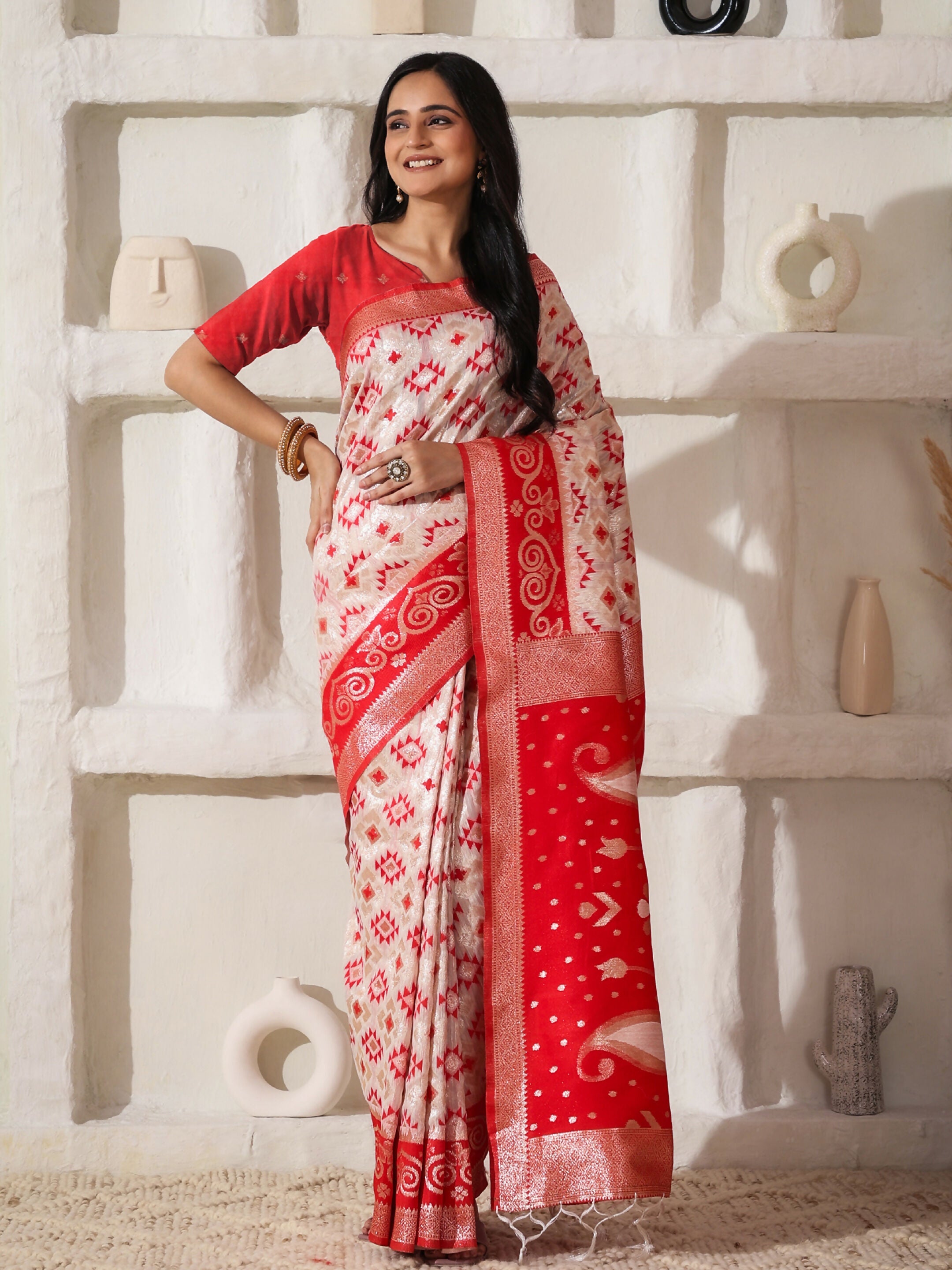 Shree Shyam Fashion Linen Cotton Red & White Saree