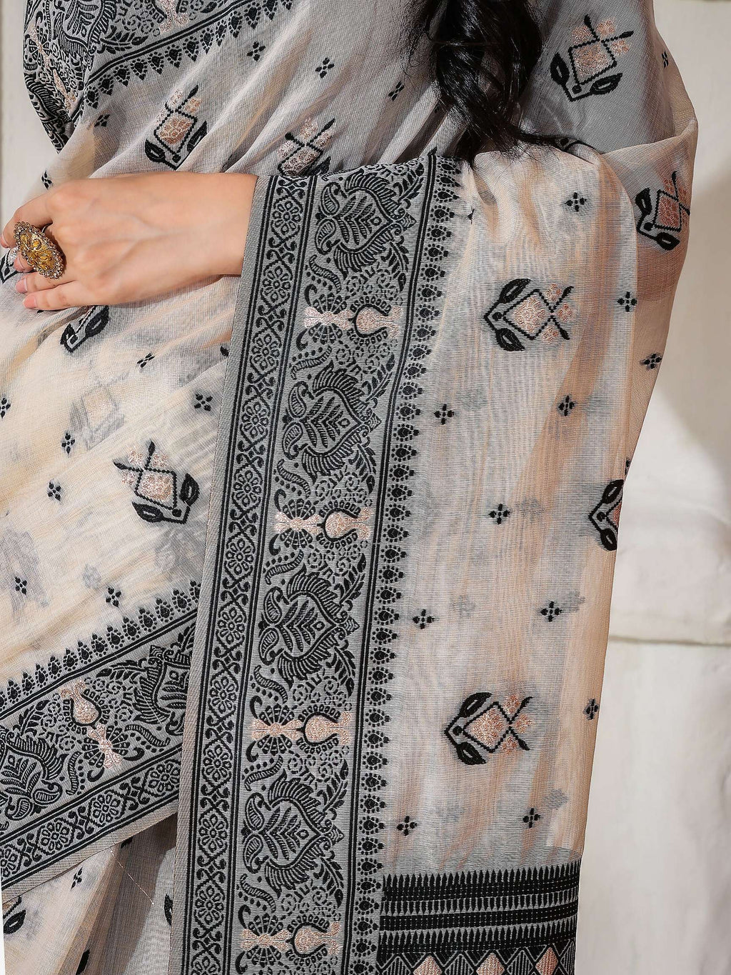 Black and Cream Linen Cotton Saree with Matching Blouse