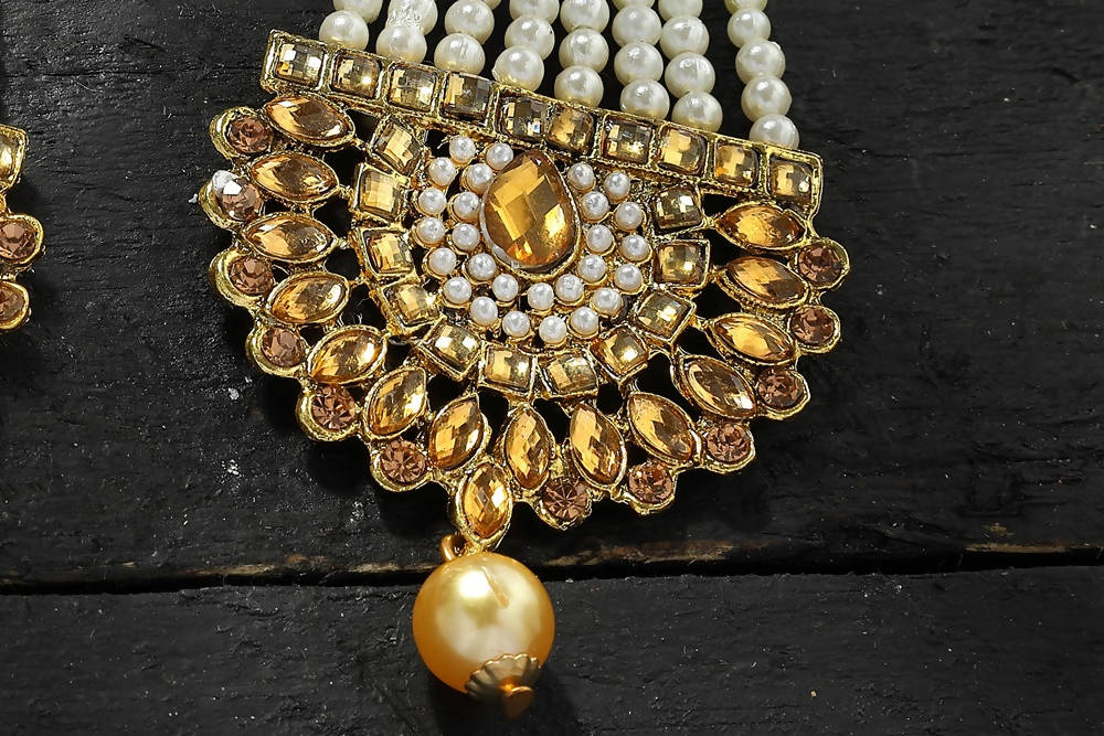 Johar Kamal Kundan and Pearl Work Ethnic Earrings
