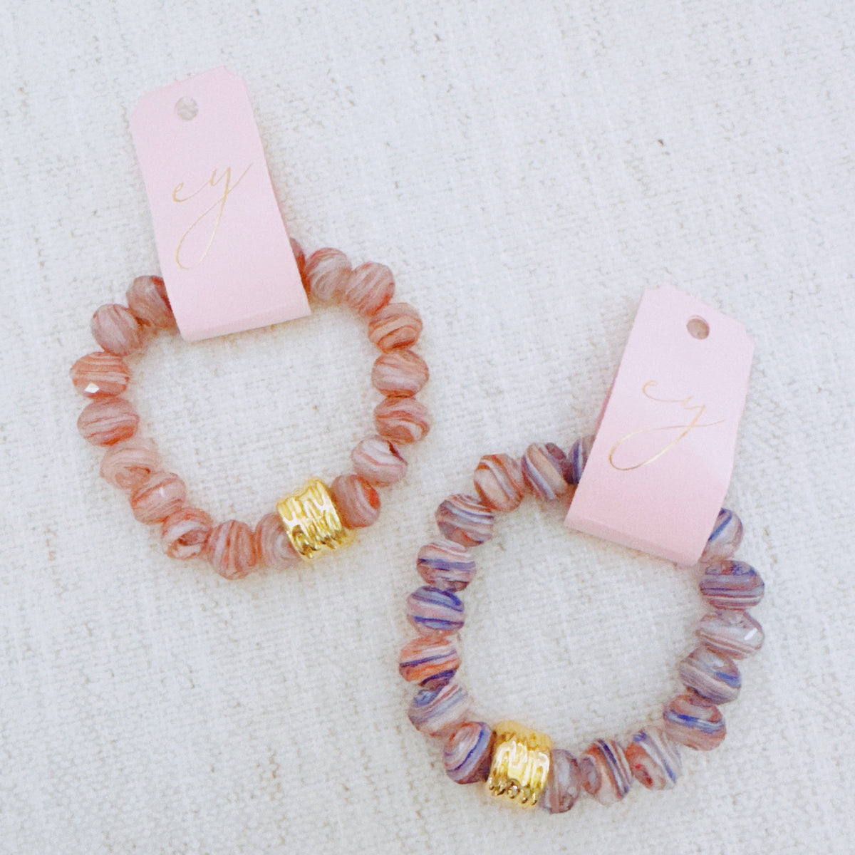 Zion Canyon Glass Bead Stretch Bracelet in Natural Marbled Tones - Image 5