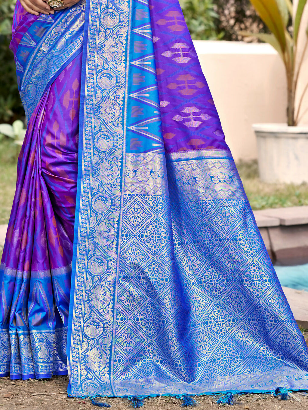 Purple Pochampally Silk Saree with Matching Blouse Piece